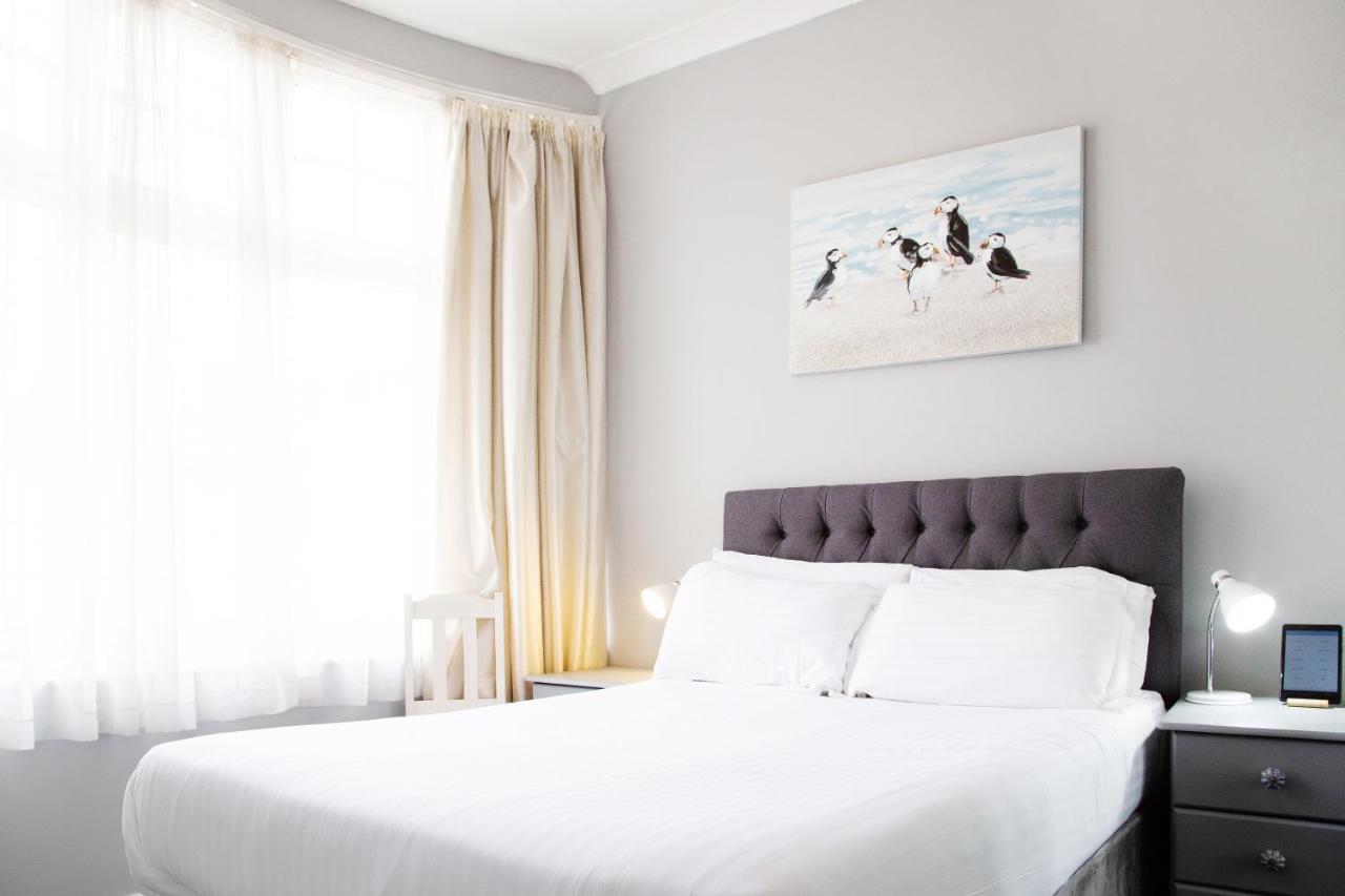 トーキー The Montana Bed & Breakfast エクステリア 写真