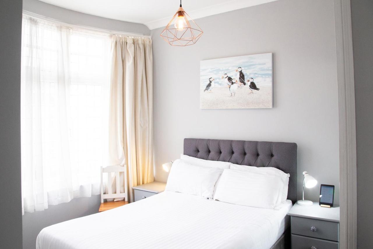 トーキー The Montana Bed & Breakfast エクステリア 写真