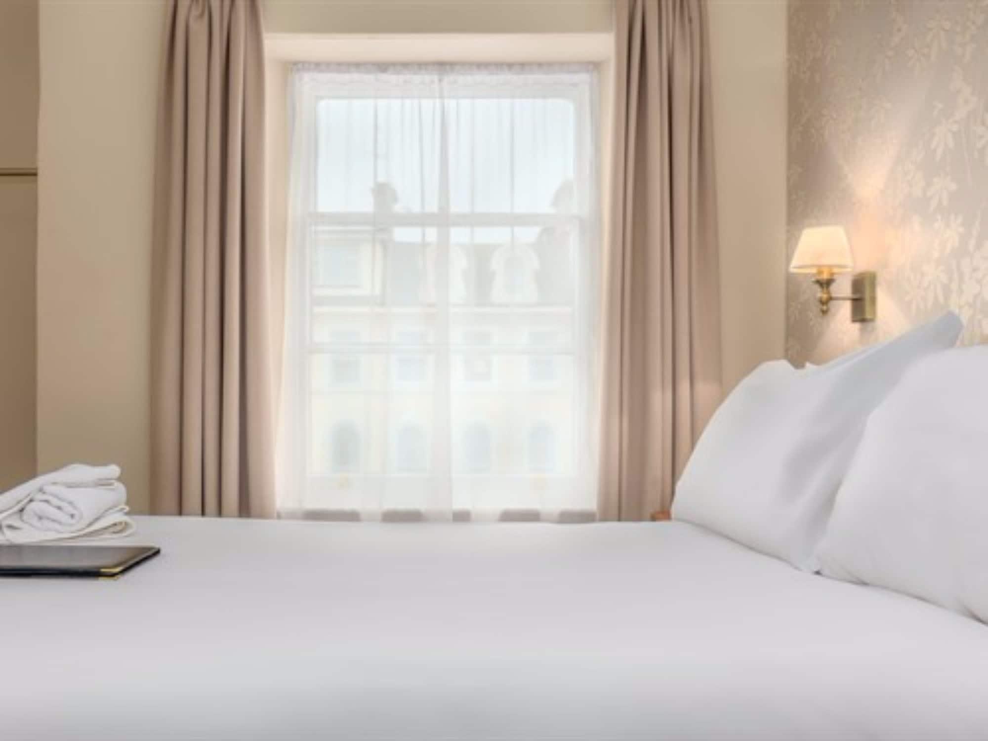 トーキー The Montana Bed & Breakfast エクステリア 写真